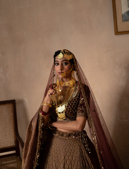 THE CHAAND-DASTAAN LEHENGA