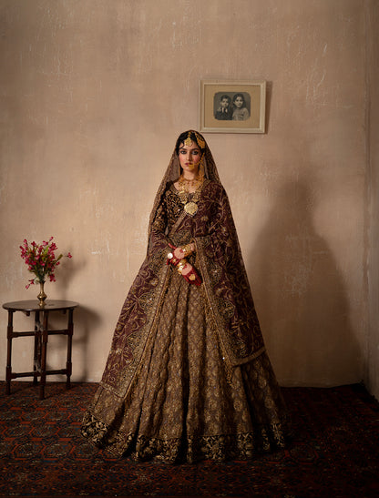 THE CHAAND BOOTA LEHENGA