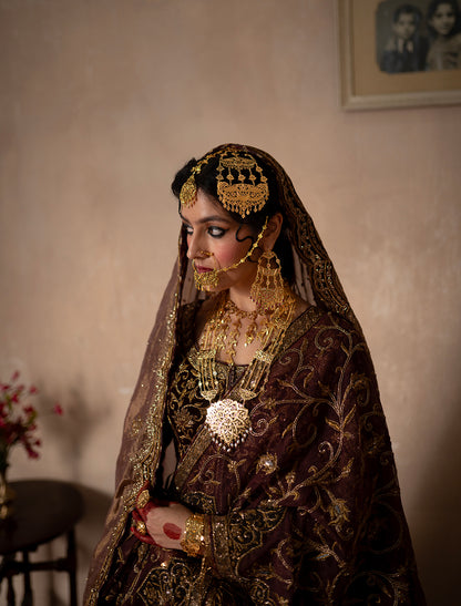 THE CHAAND BOOTA LEHENGA