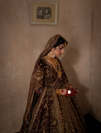 THE CHAAND BOOTA LEHENGA