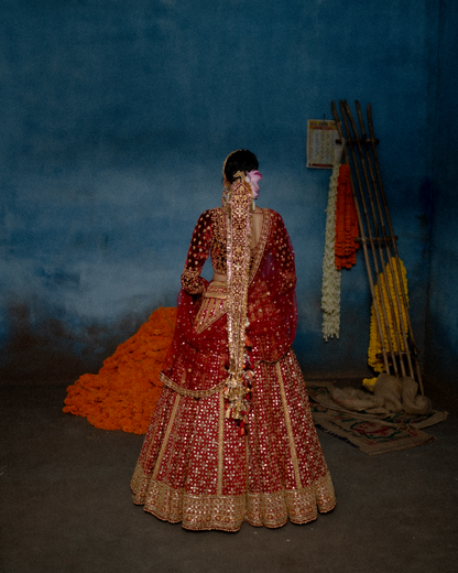 THE PAANCH- PATTI- LEHENGA
